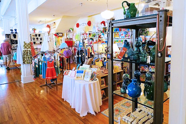 Arts and Crafts Shop